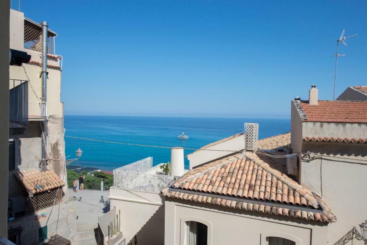 Casa Di Fabio Apartman Tropea Kültér fotó